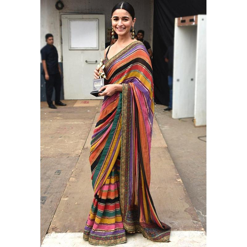 new stylish saree