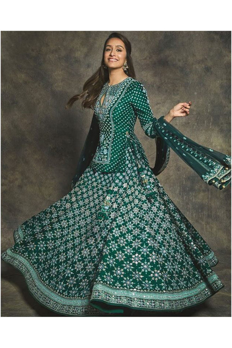 Shraddha Kapoor Wear Embroidery Worked Top With Taffeta Silk Embroidery Bollywood Style Lehenga 2020 Ethnicroop The official facebook page for shraddha kapoor. shraddha kapoor wear embroidery worked