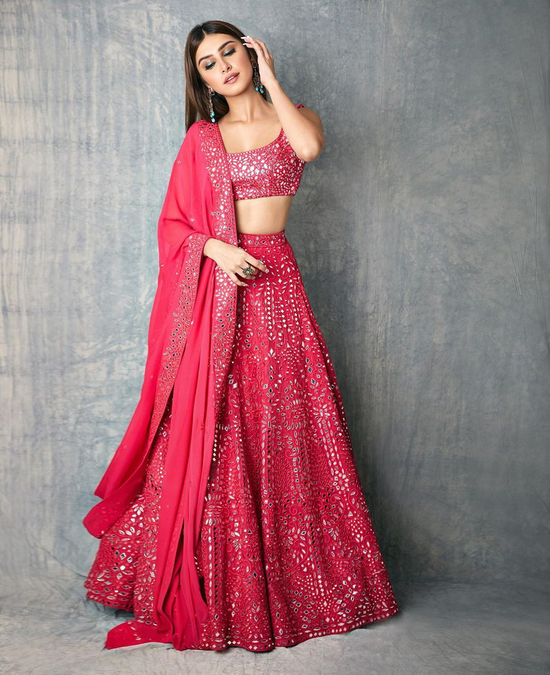 Tara Sutaria Wear Pink Color Heavy Embroidery And Mirror Work ...