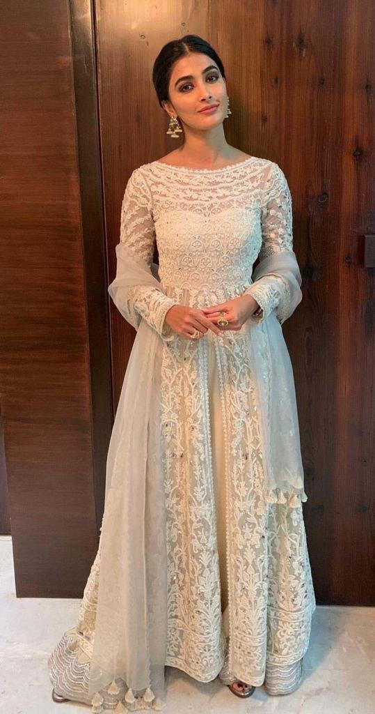Beautiful white salwar suit clearance