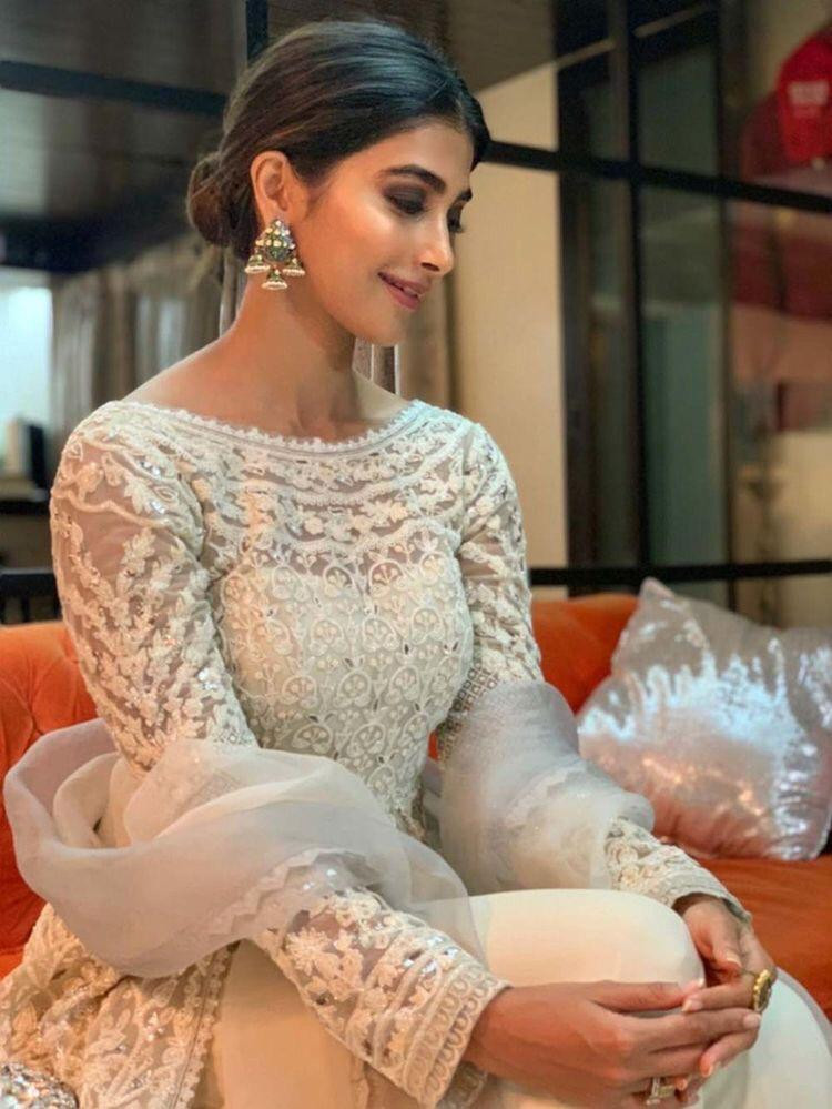 Beautiful white salwar suit clearance