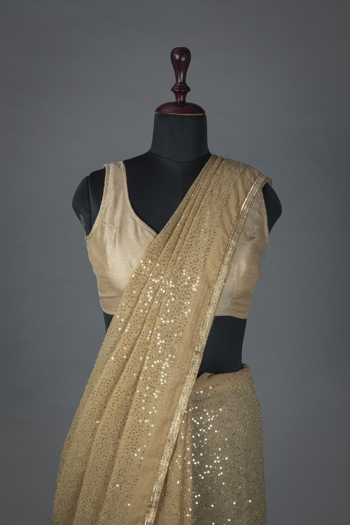 isha ambani sequin cocktail saree 2020
