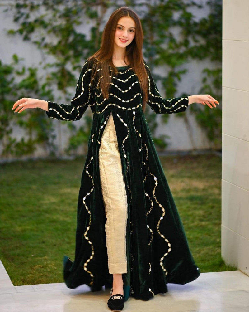 80s inspired workout clothes