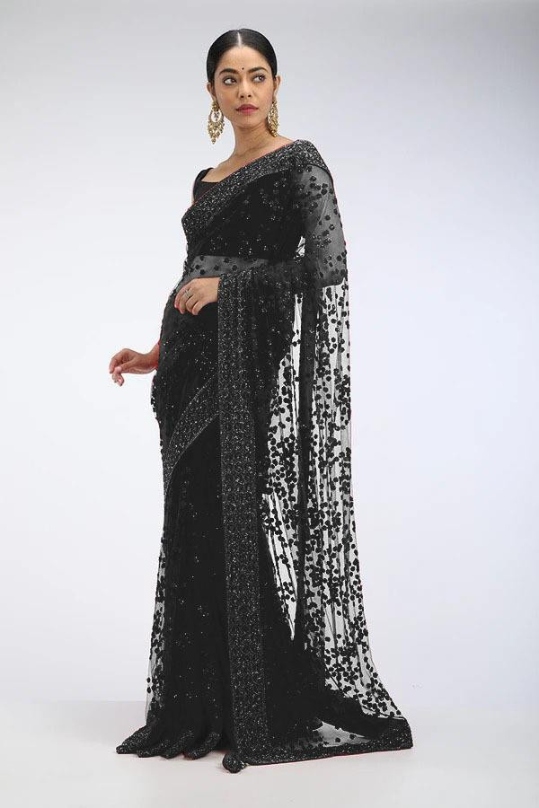 Black Color Heavy Sequin Work Saree Ethnicroop Sends a finisher punch, knocking back the opponent and dealing around 14.7 damage. ethnicroop