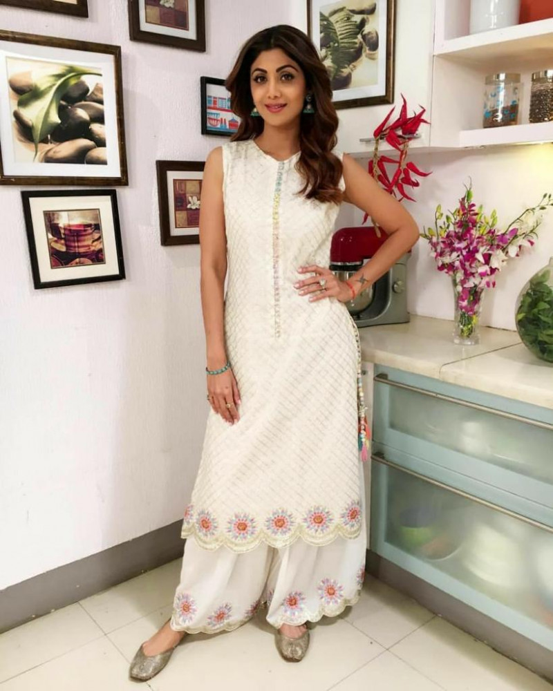 Shilpa Shetty Wear Wonderful White Color Bollywood Kurti Palazzo For a comfortable fit, these palazzo are made from quality rayon fabric. inr