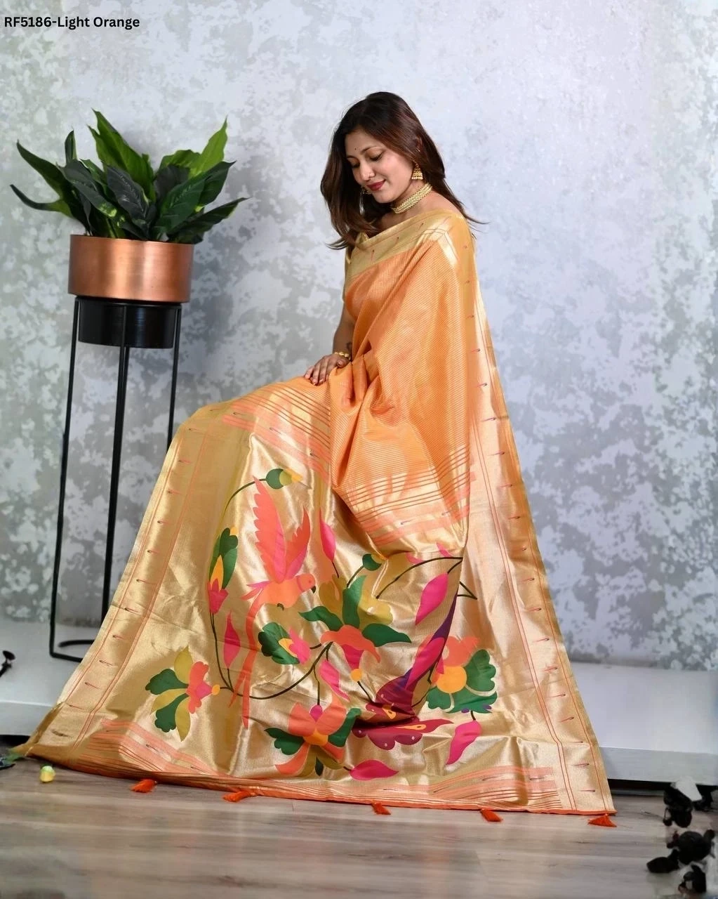 {"id":40714,"products_id":9216,"image":"GoPEngNZFT--794.webp","color_attribute_id":0,"color_option_id":null,"htmlcontent":null,"alt":null,"sort_order":3,"created_at":"2026-01-03T05:12:23.000000Z","updated_at":"2026-04-24T10:56:48.000000Z","image_full_url":"https:\/\/webmerx.sgp1.cdn.digitaloceanspaces.com\/reetafashion\/product_images\/GoPEngNZFT--794.webp"}