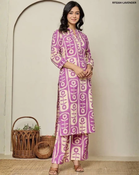 Elegant Poly Rayon Kurti Set with Digital Print!