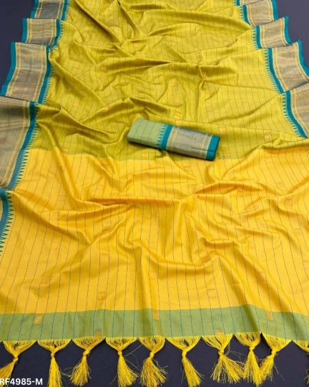 Beautiful Zari Weaves for That Touch of Festive Glamour!