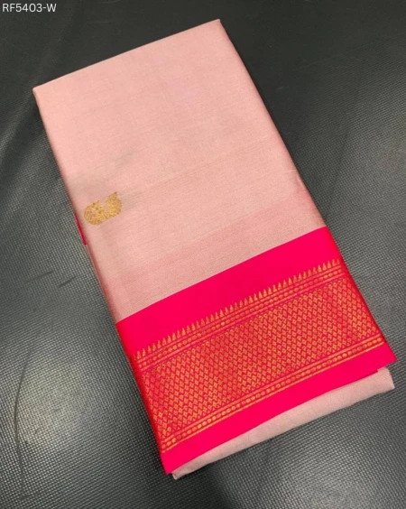 Cotton Silk Saree with Gold Weaving Border Unstitched Blouse Elegant Festive Wear for Women!