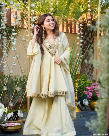 Elegant Cosmos Kurti Set with Real Mirror Embroidery & Palazzo!