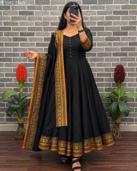 Vichitra Silk Gown Set with Dupatta Ethnic Wear!