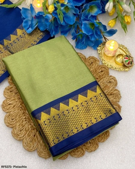 Elegant Cotton Silk Saree with Unstitched Blouse!