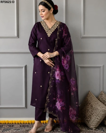 Slub Rayon Embroidered Kurti Set with Chanderi Dupatta