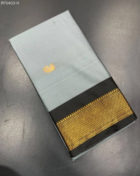 Cotton Silk Saree with Gold Weaving Border Unstitched Blouse Elegant Festive Wear for Women!