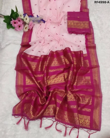 Elegance Woven: Kalyani Cotton Saree with Zari Charm!