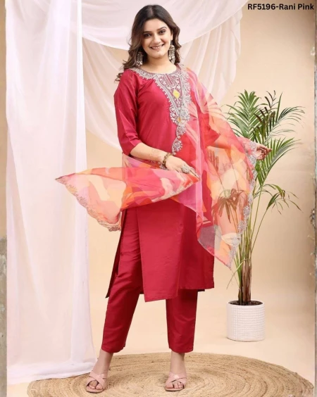 Elegant Taffeta Silk Kurti Set with Embroidered Kurta & Floral Organza Dupatta!