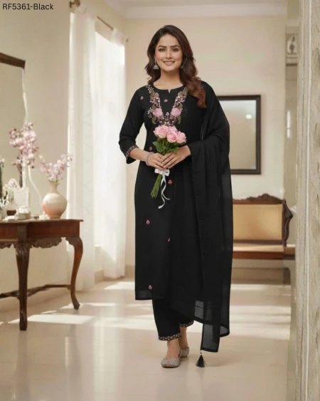 Stylish Slub Cotton Kurti Set with Sequin Embroidery & Nazmin Dupatta!