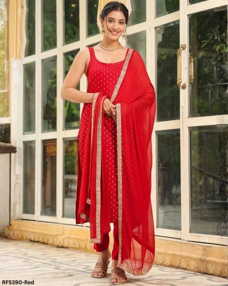 Stylish Heavy Rayon Kurti Set with Foil Work & Georgette Dupatta!