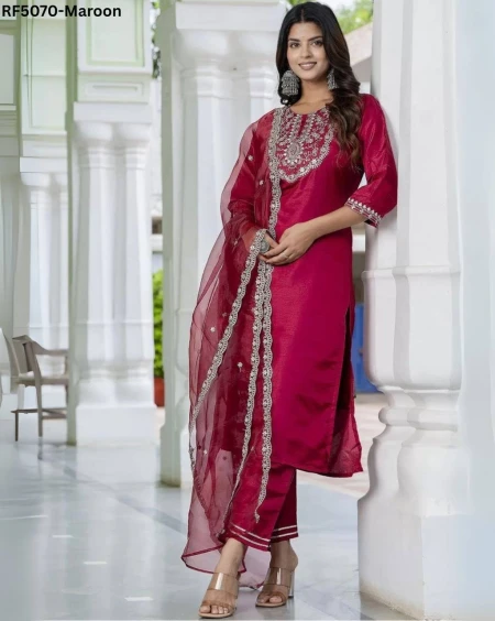 Timeless Style: Roman Silk Kurti Set with Delicate Embroidery!