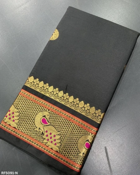 Soft Silk Saree with Paithani Zari Weaving – Elegant Drapes!