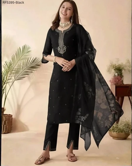 Elegant Slub Cotton Kurti Set with Embroidery & Floral Chanderi Dupatta!