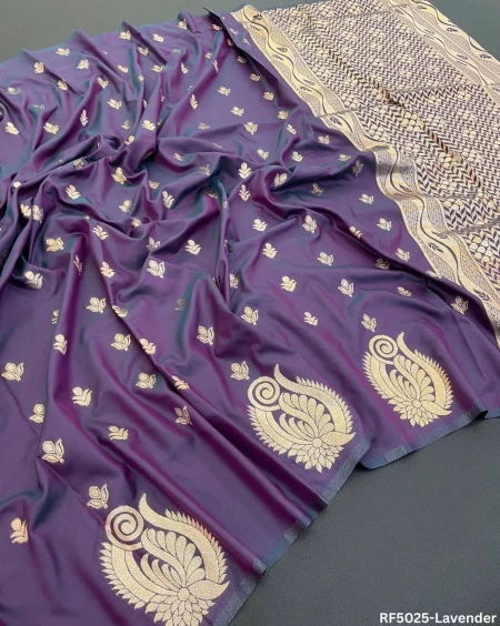 Golden Threads of Legacy – Paithani Silk Masterpiece 🧵