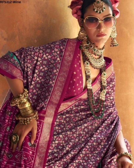 Reeta Fashion