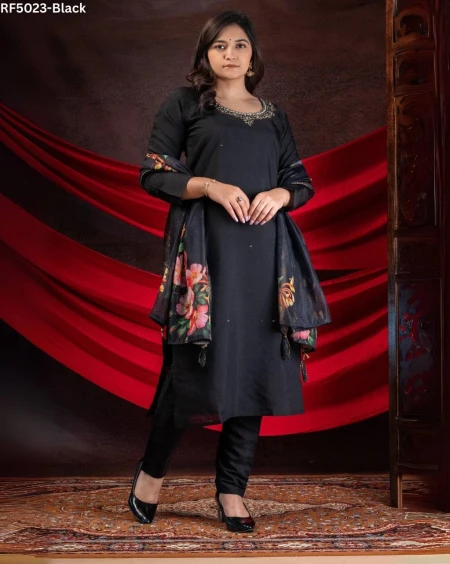 Reeta Fashion