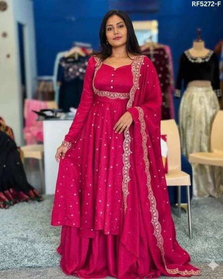 Elegant Soft Georgette Gown with Matching Dupatta!