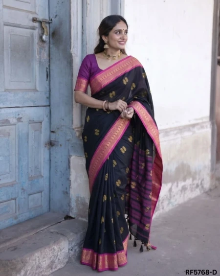 Elegant Cotton Silk Saree with Unstitched Blouse –Traditional Wear!