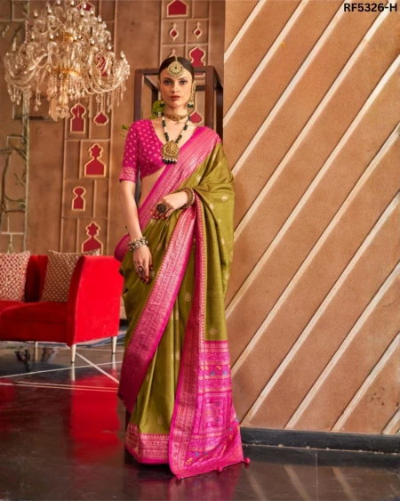Classic Solid Saree – Perfect for Daily to Festive Wear!