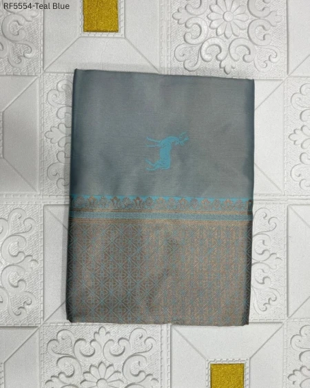 Art Silk Jacquard Border Saree with Contrast Blouse Wedding Wear!