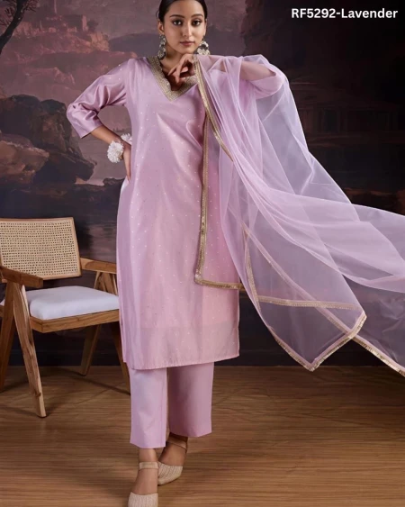 Elegant Chanderi Silk Kurti Set!