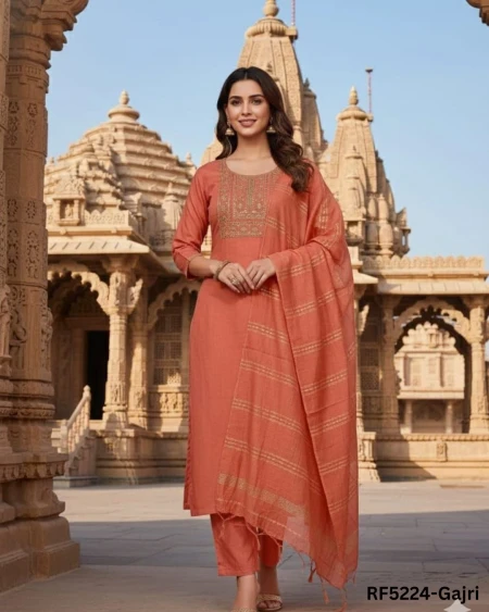 Elegant Slub Cotton Kurti Set with Embroidery & Jacquard Cotton Dupatta!