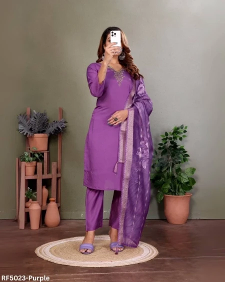 Reeta Fashion