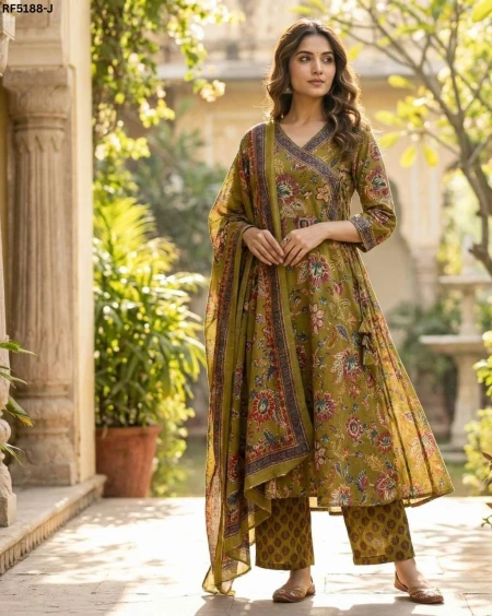 Stylish Rayon Printed Kurti Set with Chanderi Silk Dupatta!