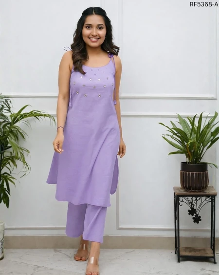 Stylish Slub Cotton Sleeveless Kurti Pant Set with Mirror Work!