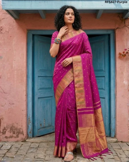 Kanchipuram Silk Blend Saree!