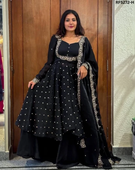 Elegant Soft Georgette Gown with Matching Dupatta!