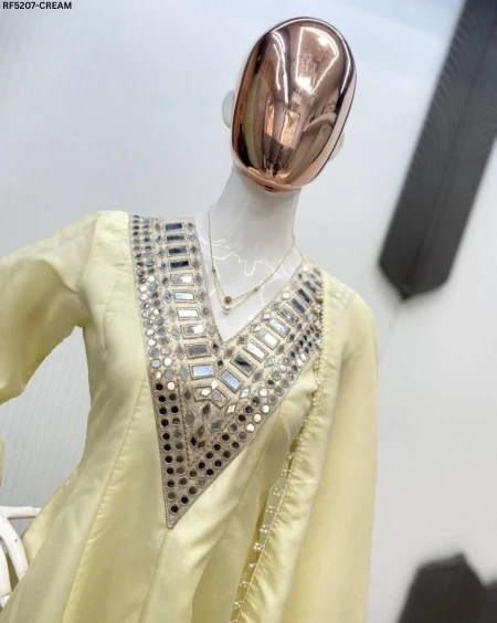 Reeta Fashion