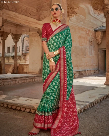 Regal Patola Weave in Luxurious PV Silk!