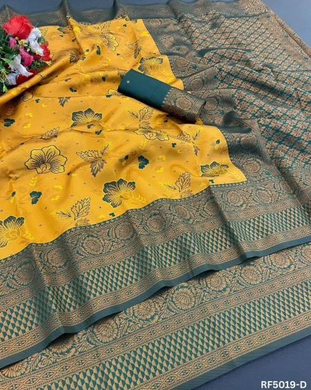 Golden Hour Glam: Rich Kanjivaram Silk Magic!