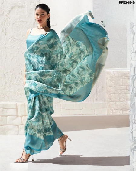 Royal Weaves of Elegance – PV Silk Saree with Paisley Woven Design!