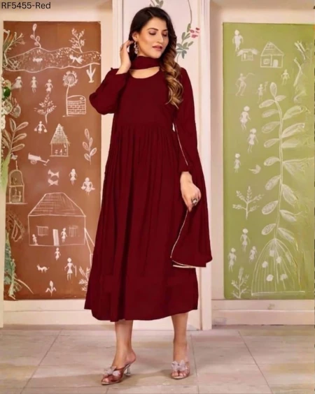 Georgette Long Top with Cotton Inner and Lace Dupatta!