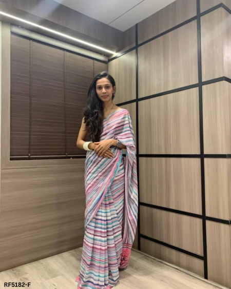 Elegant Georgette Digital Print Saree with Mirror Work!