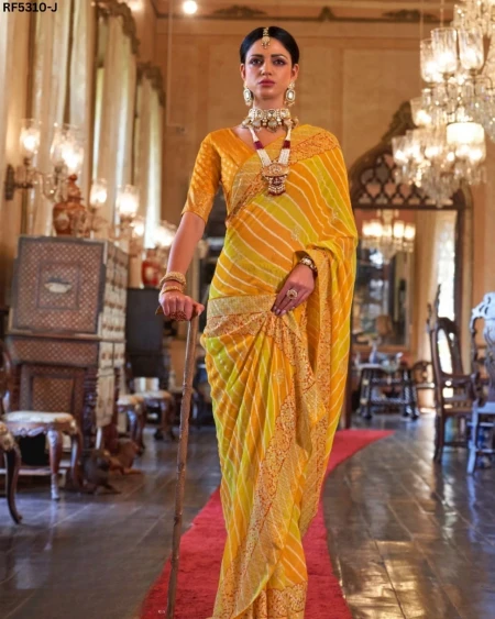 Effortless Elegance – Georgette Saree with Rich Jacquard Weaving!