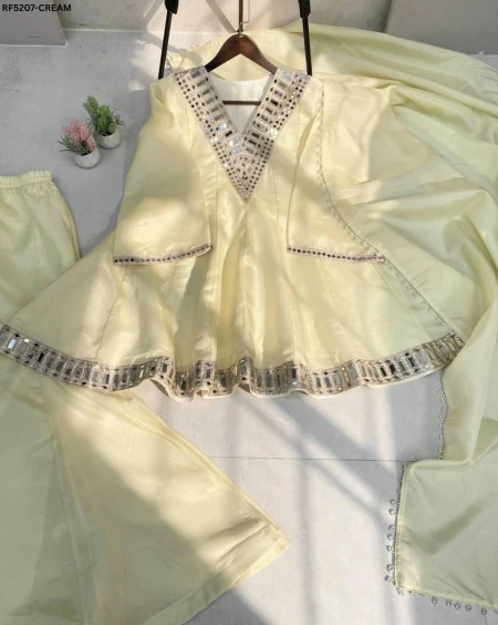 Reeta Fashion