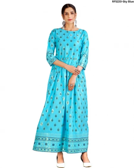 Stylish 14KG Rayon Gown with Foil Print!