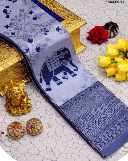 Elegant Silk Saree with Floral Meena Design & Matching Silk Blouse!