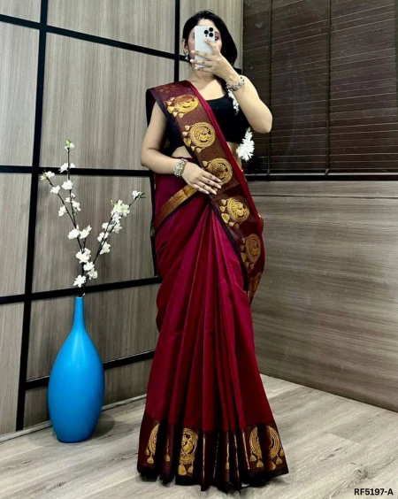 Elegant Sautha Cotton Silk Saree with Attached Banglori Blouse!
